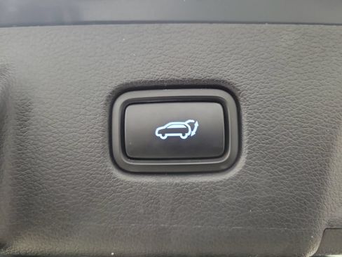 Used 2025 Hyundai Palisade SEL FWD image 10