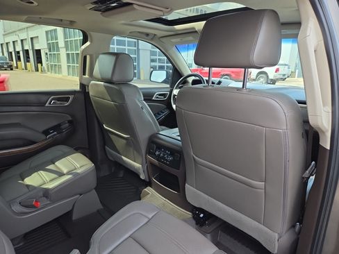 Used 2019 GMC Yukon XL Denali w/ Denali Ultimate Package AWD/4WD image 38