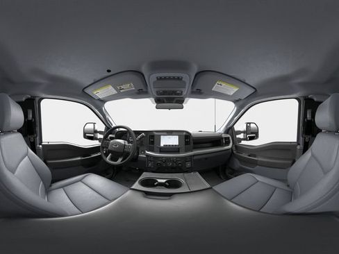 New 2026 Ford F250 XL w/ XL Off-Road Package AWD/4WD image 8