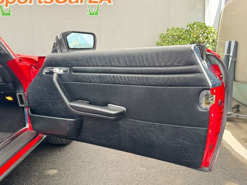 Used 1987 Mercedes-Benz 560 SL image 34