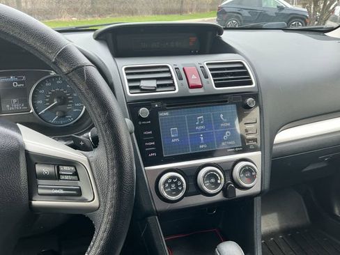 Used 2015 Subaru Crosstrek 2.0i Limited image 19