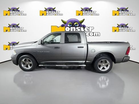 Used 2012 RAM 1500 Express w/ ST Popular Equipment Group AWD/4WD image 8