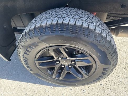 Used 2023 Chevrolet Silverado 1500 LT Trail Boss w/ Protection Package image 17