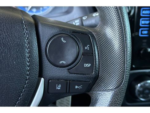 Used 2017 Toyota Corolla L w/ Carpet Mat Package (TMS) FWD image 25