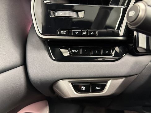 Certified 2025 Lexus RX 350 Premium Plus w/ Accessory Package (Z1) image 19