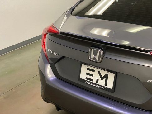 Used 2020 Honda Civic Sport image 7