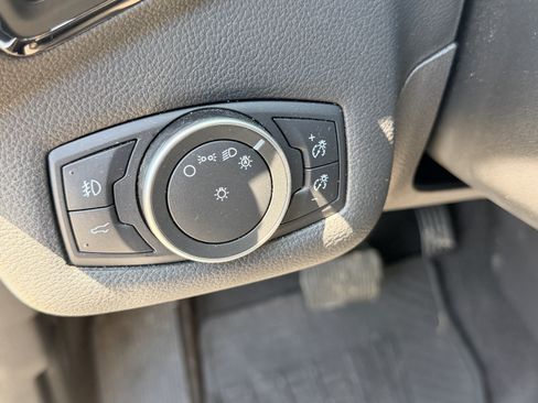 Used 2018 Ford Escape Titanium w/ Ford Safe & Smart Package AWD/4WD image 14