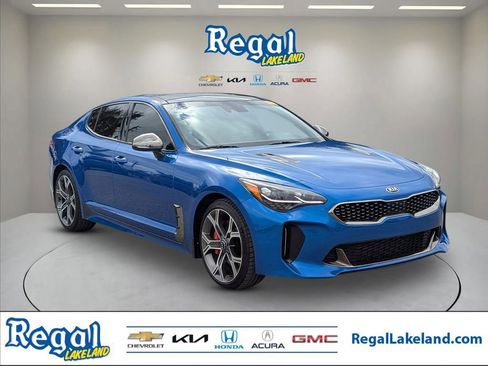 Used 2020 Kia Stinger GT2 image 1