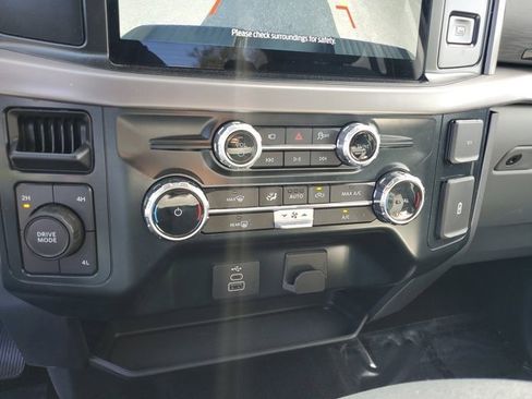 Used 2025 Ford F150 XLT w/ Equipment Group 301A Standard image 25