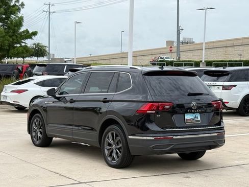 Used 2022 Volkswagen Tiguan SE FWD image 7