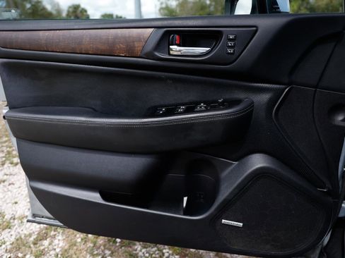 Used 2016 Subaru Outback 2.5i Limited image 39