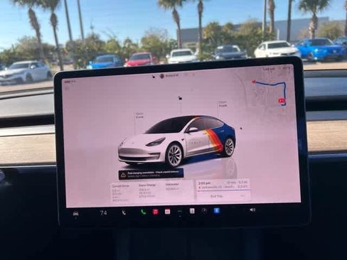 Used 2022 Tesla Model 3 Long Range image 17