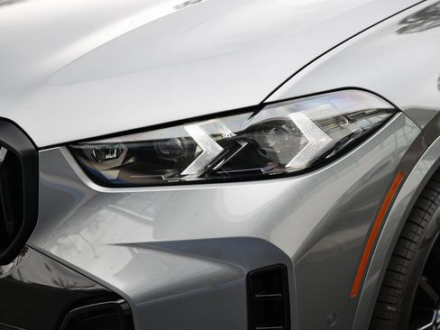 New 2026 BMW X5 sDrive40i w/ M Sport Package image 12