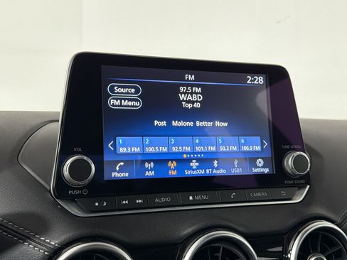 Used 2024 Nissan Sentra SV FWD image 17