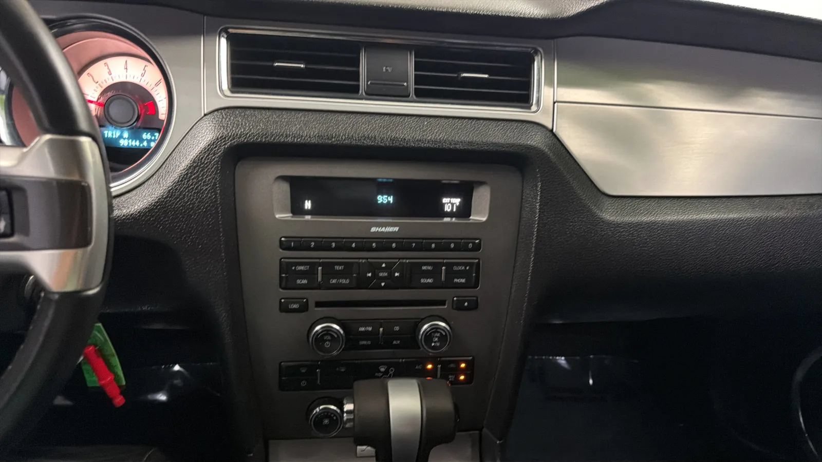 Used 2011 Ford Mustang Premium w/ 202A Rapid Spec Order Code RWD image 14