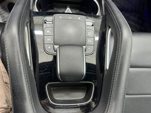 Used 2024 Mercedes-Benz GLE 450 4MATIC image 38