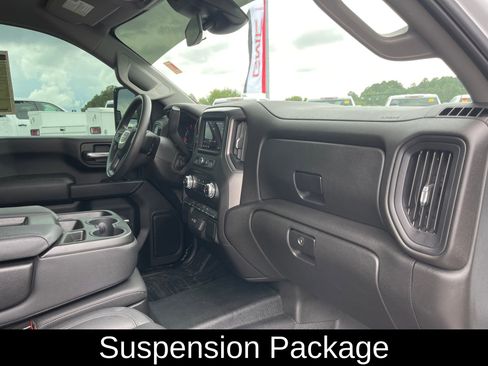 Used 2024 GMC Sierra 3500 Pro RWD image 3