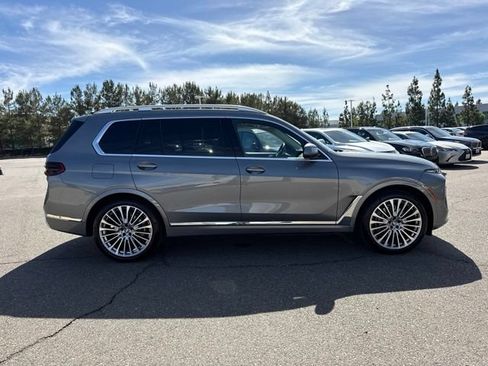 Used 2026 BMW X7 xDrive40i AWD/4WD image 7