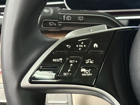 Certified 2026 Mercedes-Benz GLS 450 GLS 450 image 25