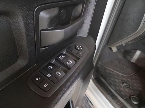 Used 2022 RAM 2500 Tradesman image 11