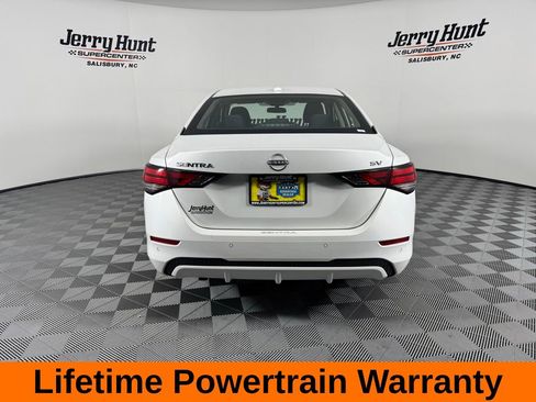 Used 2024 Nissan Sentra SV image 8