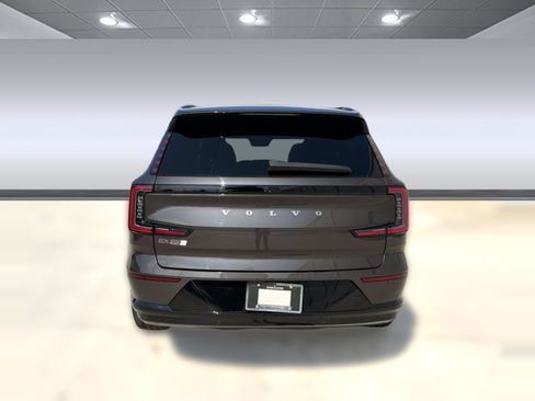 Used 2025 Volvo EX90 Plus AWD/4WD image 10