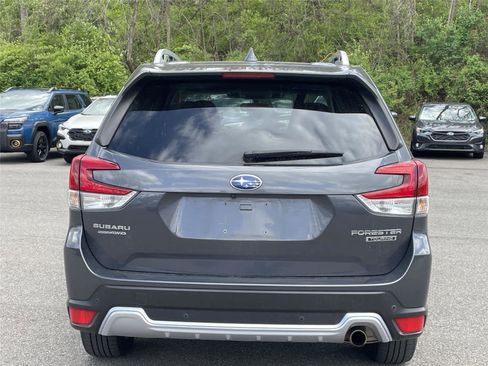 Used 2023 Subaru Forester Touring image 4