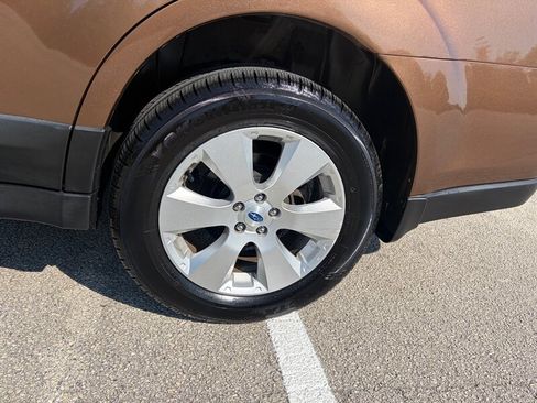 Used 2012 Subaru Outback 2.5i Limited w/ Moonroof Pkg AWD/4WD image 27