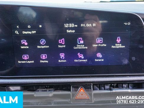 Used 2023 Kia Niro SX image 36