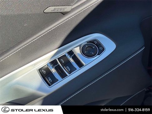 Used 2023 Chevrolet Corvette Stingray Convertible w/ Z51 Performance Package image 18