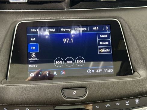 Used 2023 Cadillac XT4 Premium Luxury w/ Sun And Sound Package AWD/4WD image 13