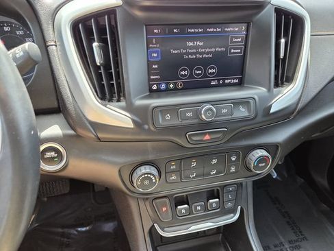 Used 2020 GMC Terrain SLE FWD image 22