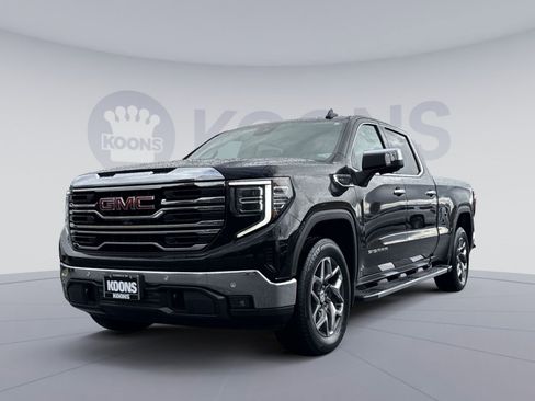 Used 2023 GMC Sierra 1500 SLT w/ SLT Premium Plus Package image 1