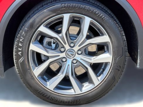 Used 2023 Acura MDX SH-AWD w/ Technology Package image 12