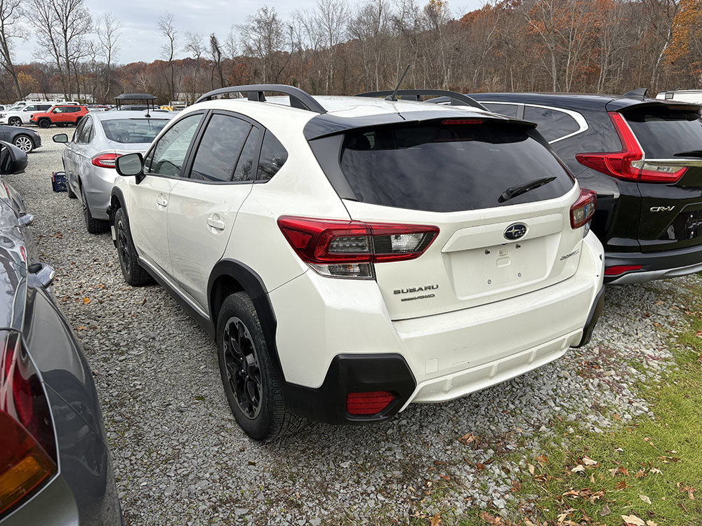 Used 2023 Subaru Crosstrek 2.0i AWD/4WD image 2