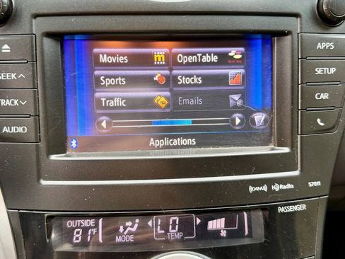 Used 2012 Toyota Prius V Three image 18