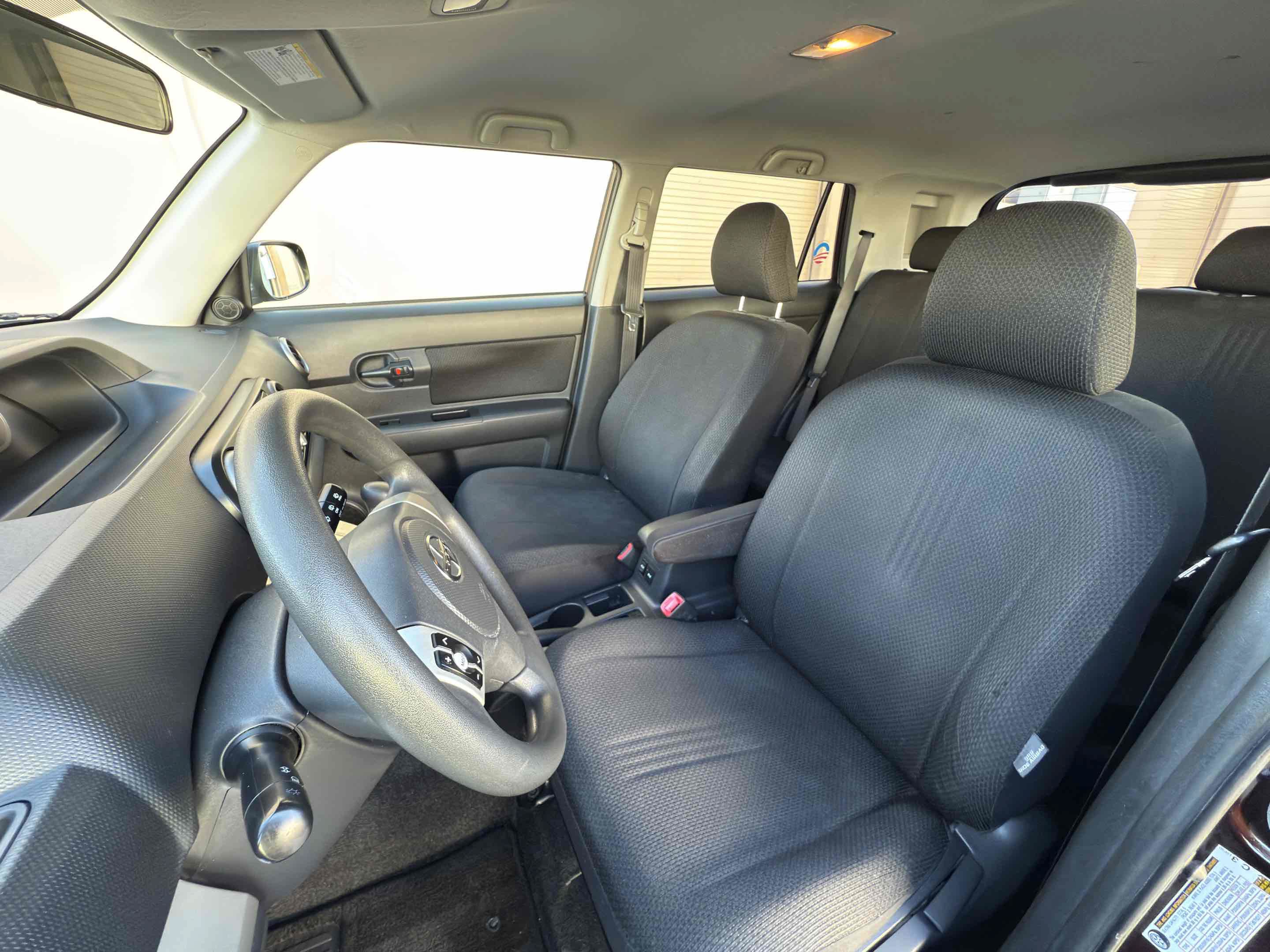 Used 2008 Scion xB FWD image 21