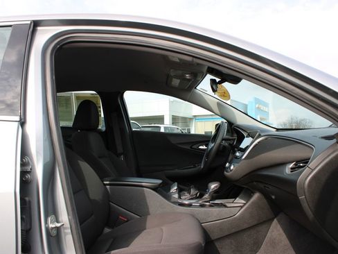 Used 2024 Chevrolet Malibu LT FWD image 26