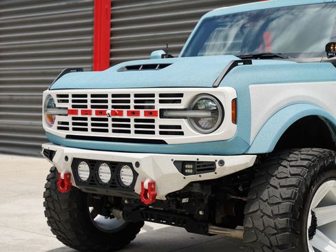 Used 2023 Ford Bronco Outer Banks AWD/4WD image 12