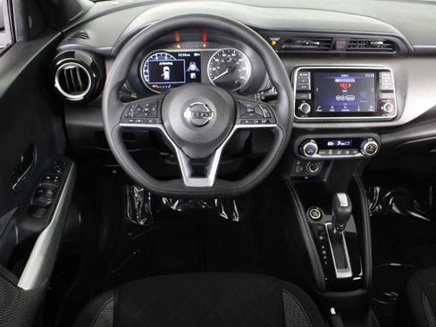 Certified 2020 Nissan Kicks SV w/ Exterior Package FWD image 8