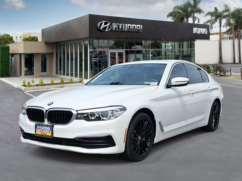 Used 2019 BMW 540i w/ Convenience Package image 7