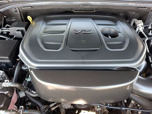 Used 2021 Jeep Grand Cherokee Laredo AWD/4WD image 26