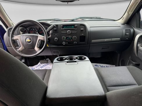 Used 2011 Chevrolet Silverado 1500 LT w/ All-Star Edition AWD/4WD image 21