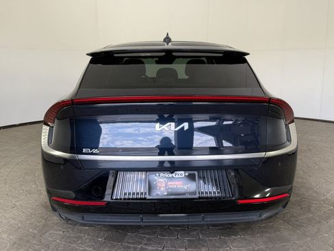 Used 2023 Kia EV6 Wind w/ Wind Technology Package AWD/4WD image 6