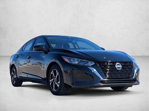 Used 2024 Nissan Sentra SV image 3