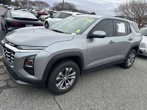 Certified 2025 Chevrolet Equinox LT image 5