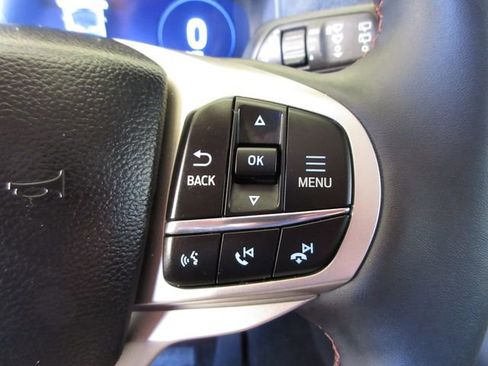Certified 2025 Ford Explorer Active w/ Active Comfort Package RWD image 16