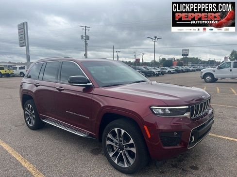 Used 2022 Jeep Grand Cherokee Overland w/ Luxury Tech Group IV image 9
