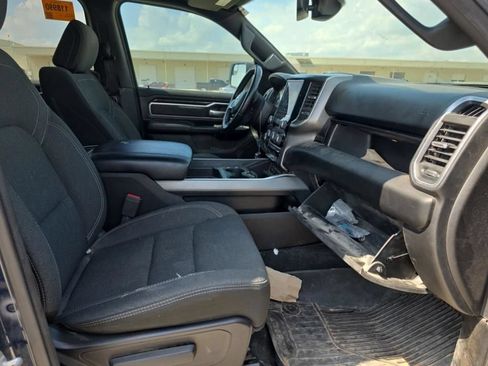 Used 2019 RAM 1500 Big Horn AWD/4WD image 11