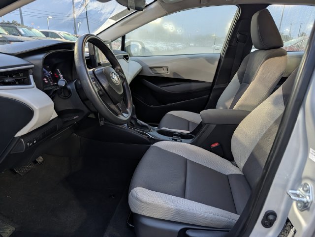 Used 2026 Toyota Corolla LE FWD image 26
